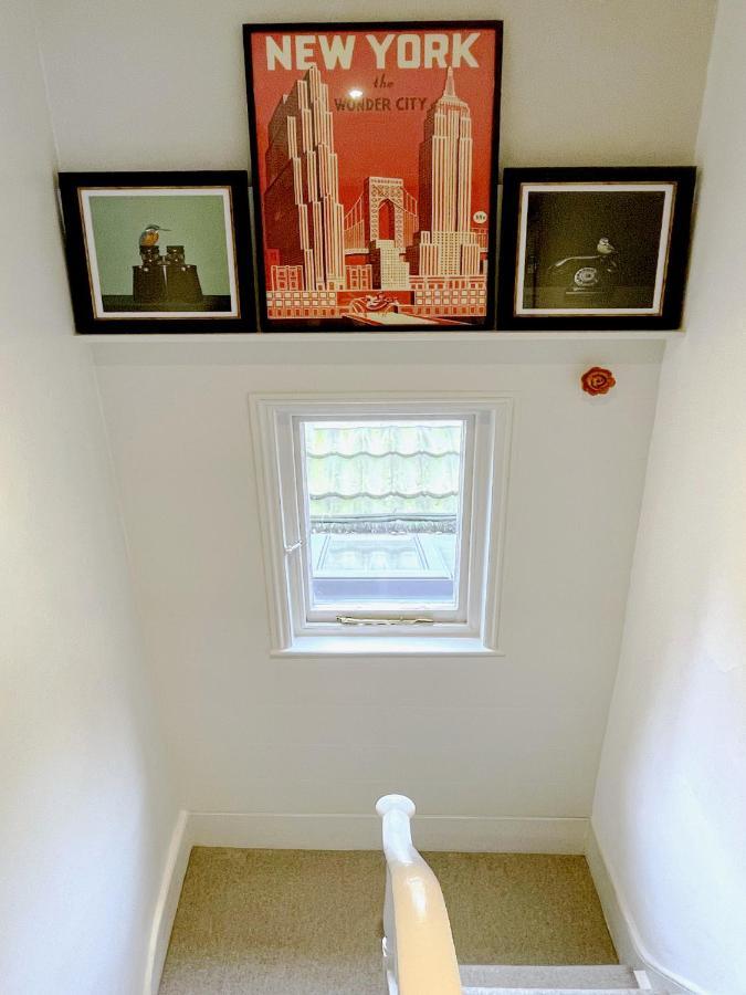 Stylish 2-Bedroom Townhouse Next To Brighton Station Exteriör bild